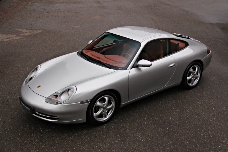 Porsche 911 996 Carrera 2 coupe 3.4