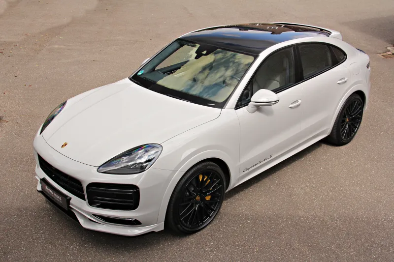 Porsche Cayenne Coupe Turbo S  e-Hybrid